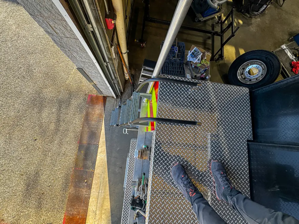 Rear module view with chevron panel pieces, photo 85 of 303.